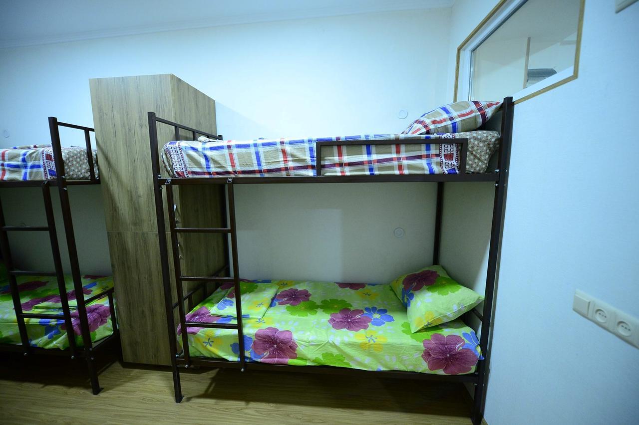 Hostel 17 Only For Men Tbilisi Zewnętrze zdjęcie